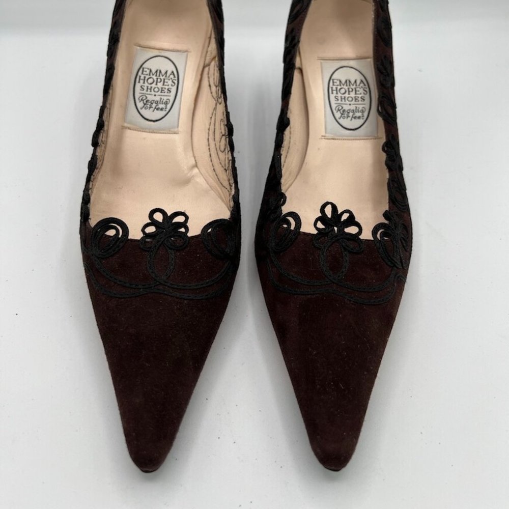 Emma Hope Brown Suede Pumps w/ Black Lace Stitching Detail sz 38